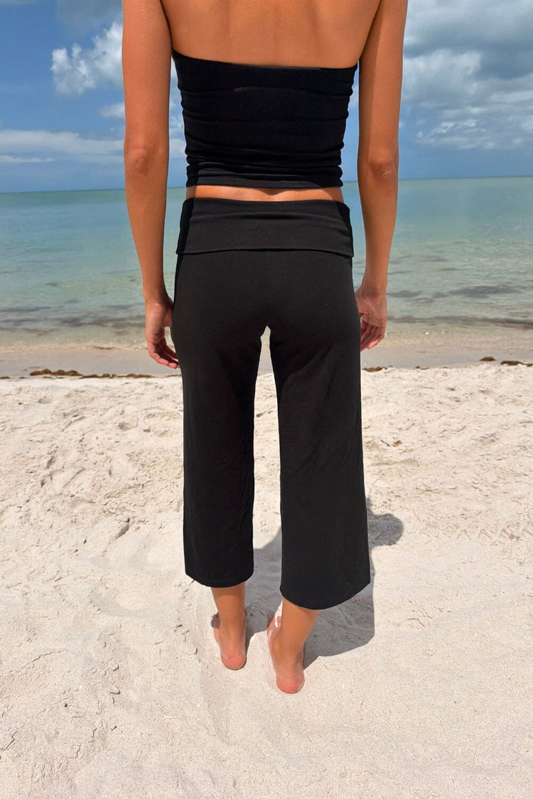 Priscilla Capri Pants - Brandy Melville Essential