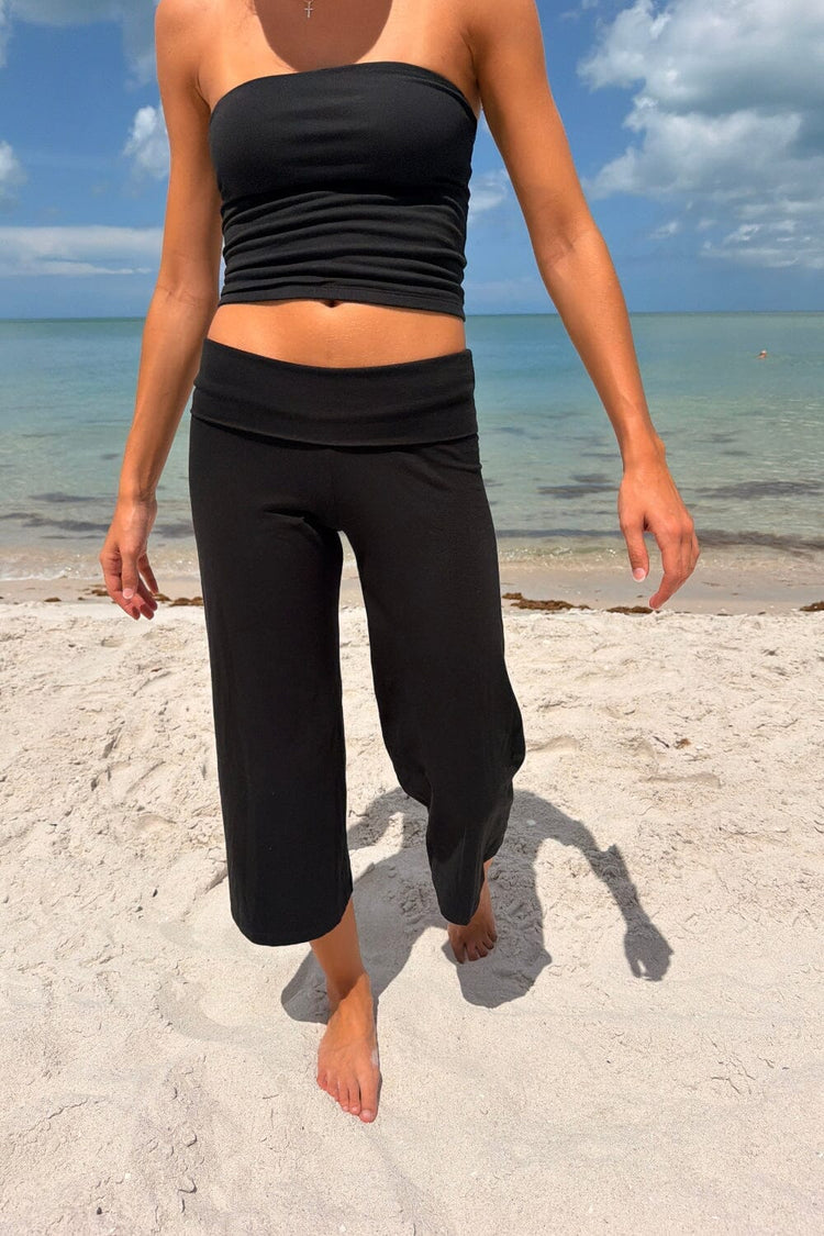 Priscilla Capri Pants - Brandy Melville Essential