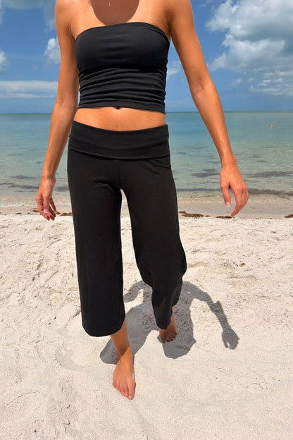 Priscilla Capri Pants - Brandy Melville Essential