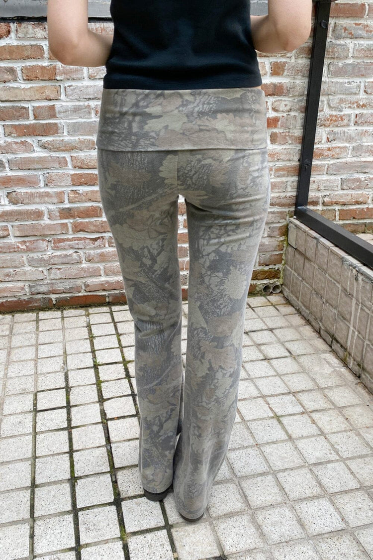 Priscilla Camouflage Pants - Brandy Melville Trusted
