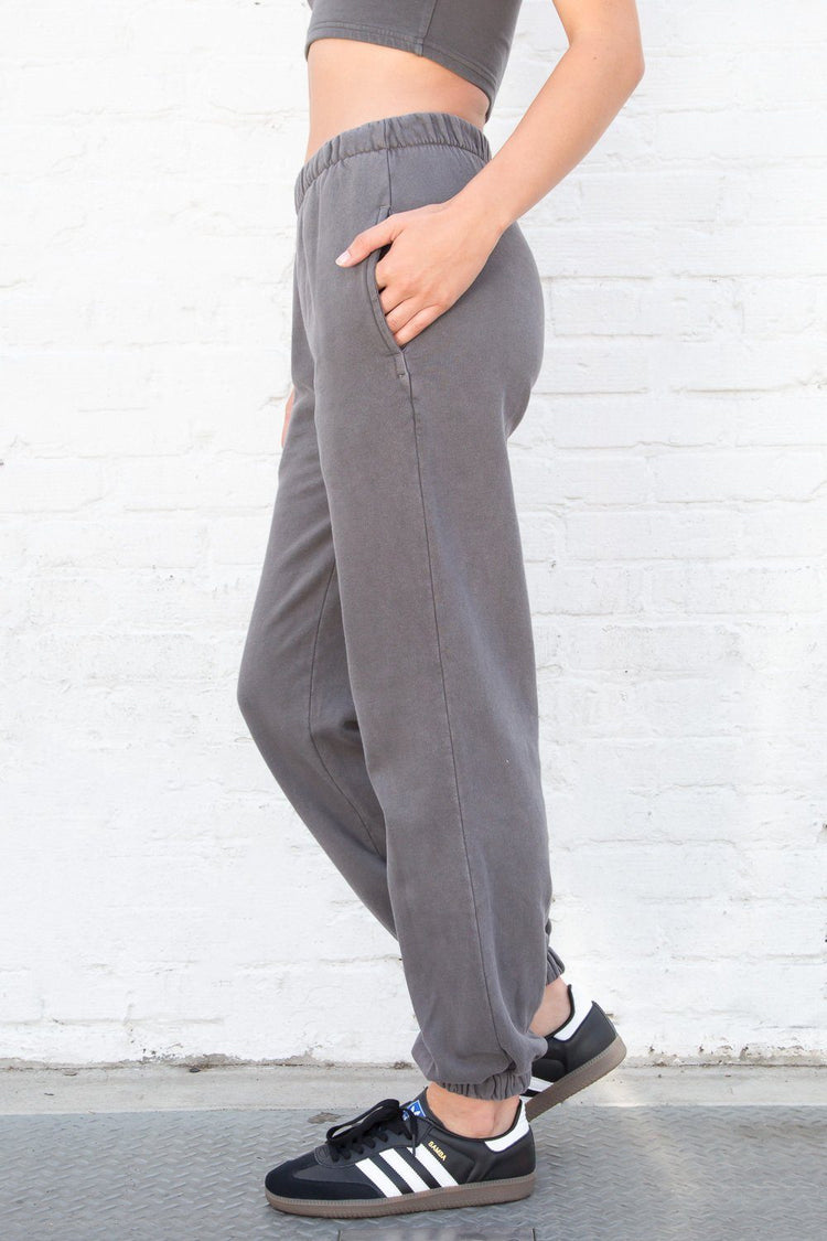 Rosa Sweatpants - Brandy Melville Latest