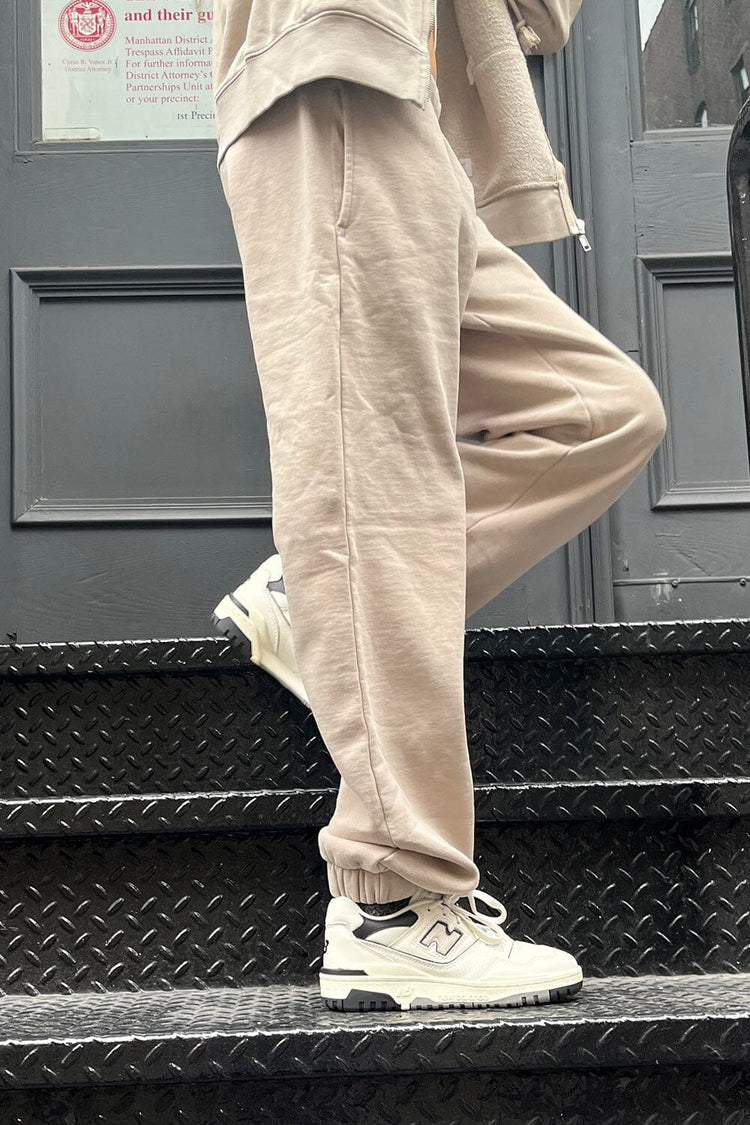 Rosa Sweatpants - Brandy Melville Latest