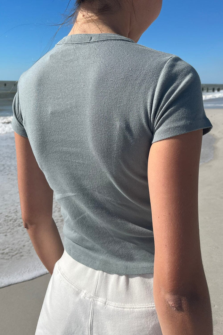 Hailie Basic Top - Brandy Melville Trending
