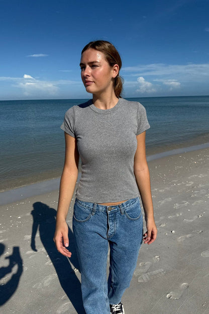 Hailie Basic Top - Brandy Melville New