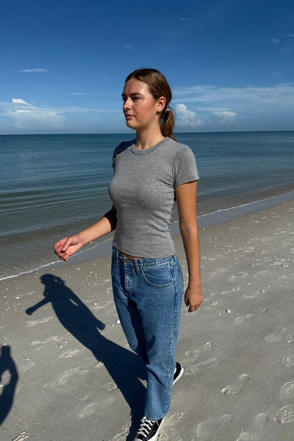 Hailie Basic Top - Brandy Melville New