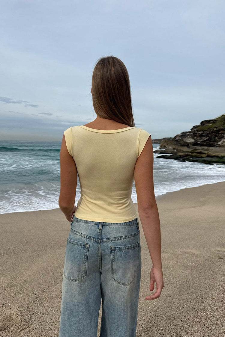 Amara Tank - Brandy Melville Featured