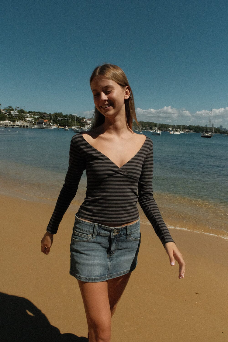 Amara Top - Brandy Melville Classic