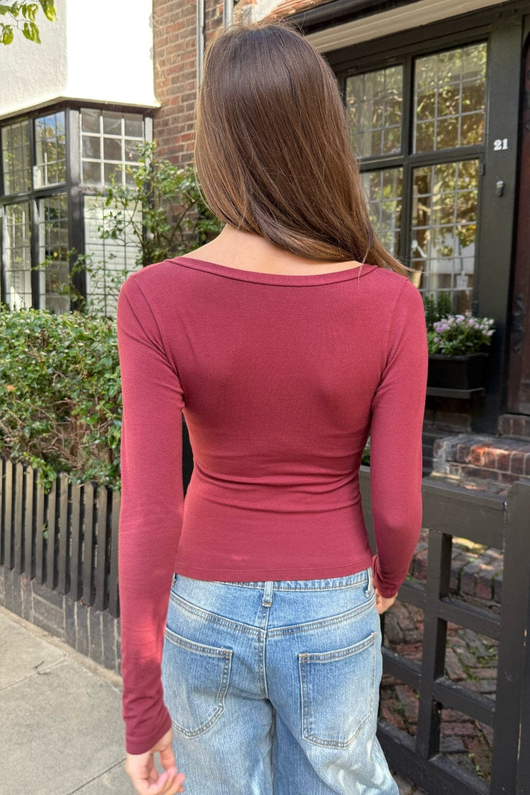 Amara Top - Brandy Melville Everyday