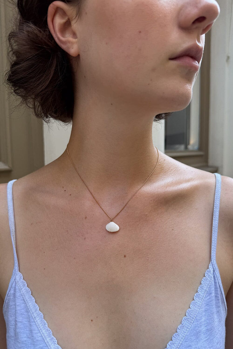 Seashell Necklace - Brandy Melville Customer Favorite