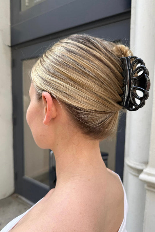 Hair Claw Clip - Brandy Melville Recommended