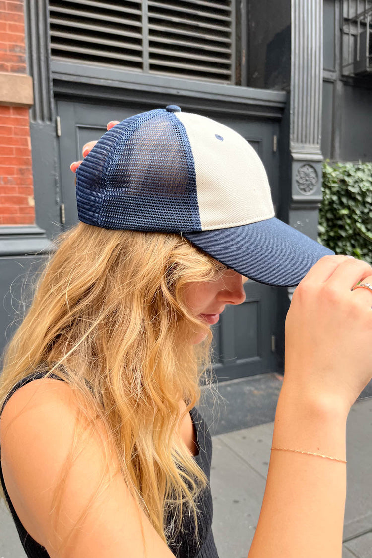Katherine Mesh Cap - Brandy Melville Latest
